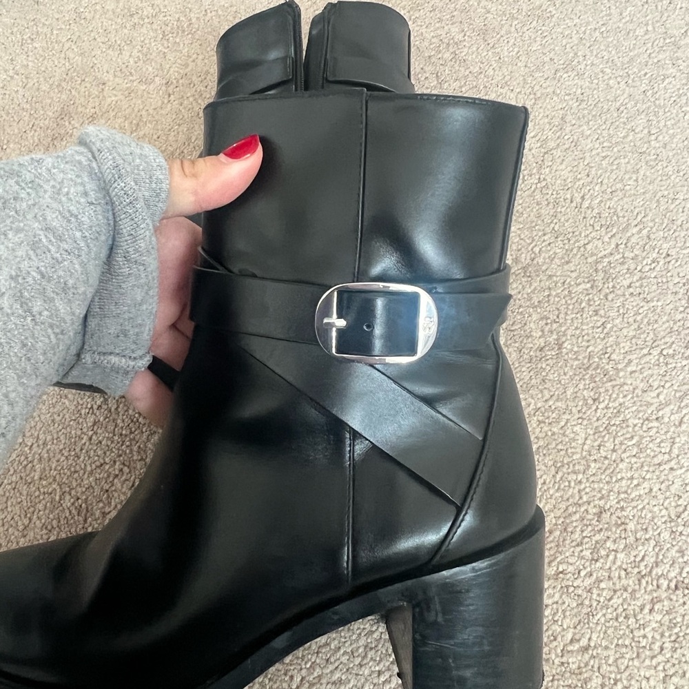 Stuart Weitzman Esme Ankle Boot - Picture 3 of 6